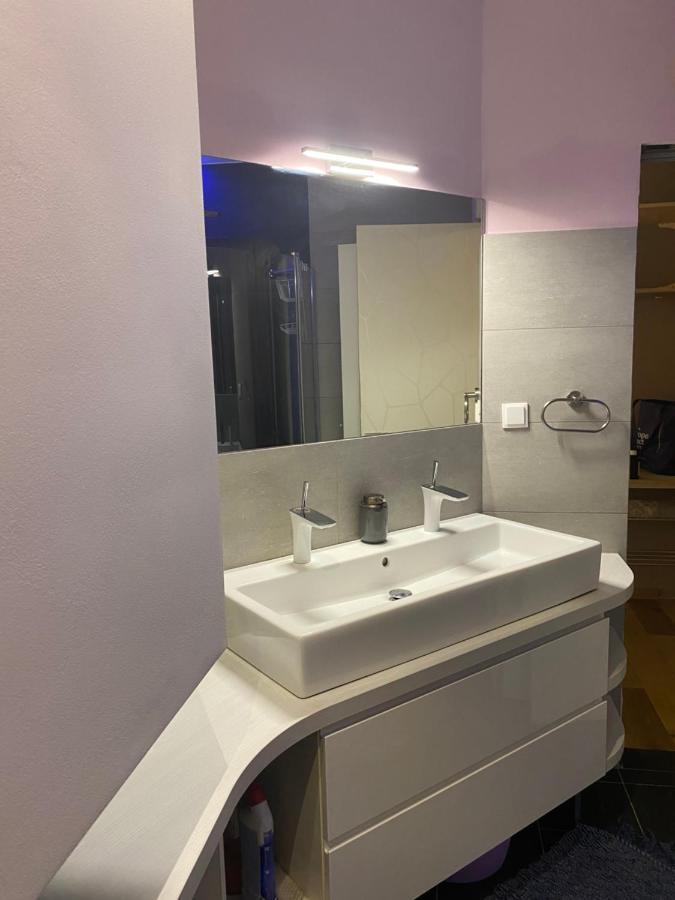 Apartma Mari Koper Luaran gambar